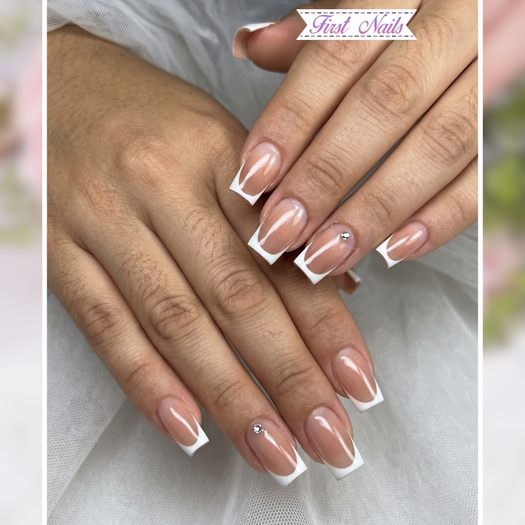 First Nails Design